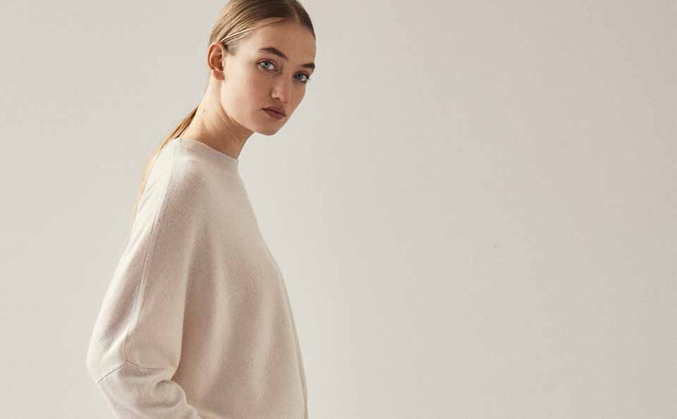 allude